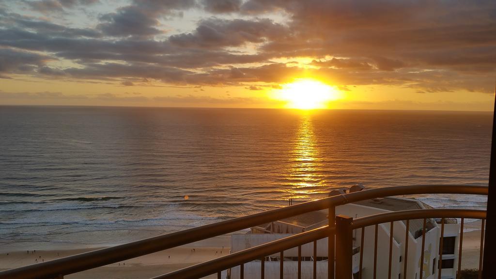 One-Bedroom Apartment with Ocean View